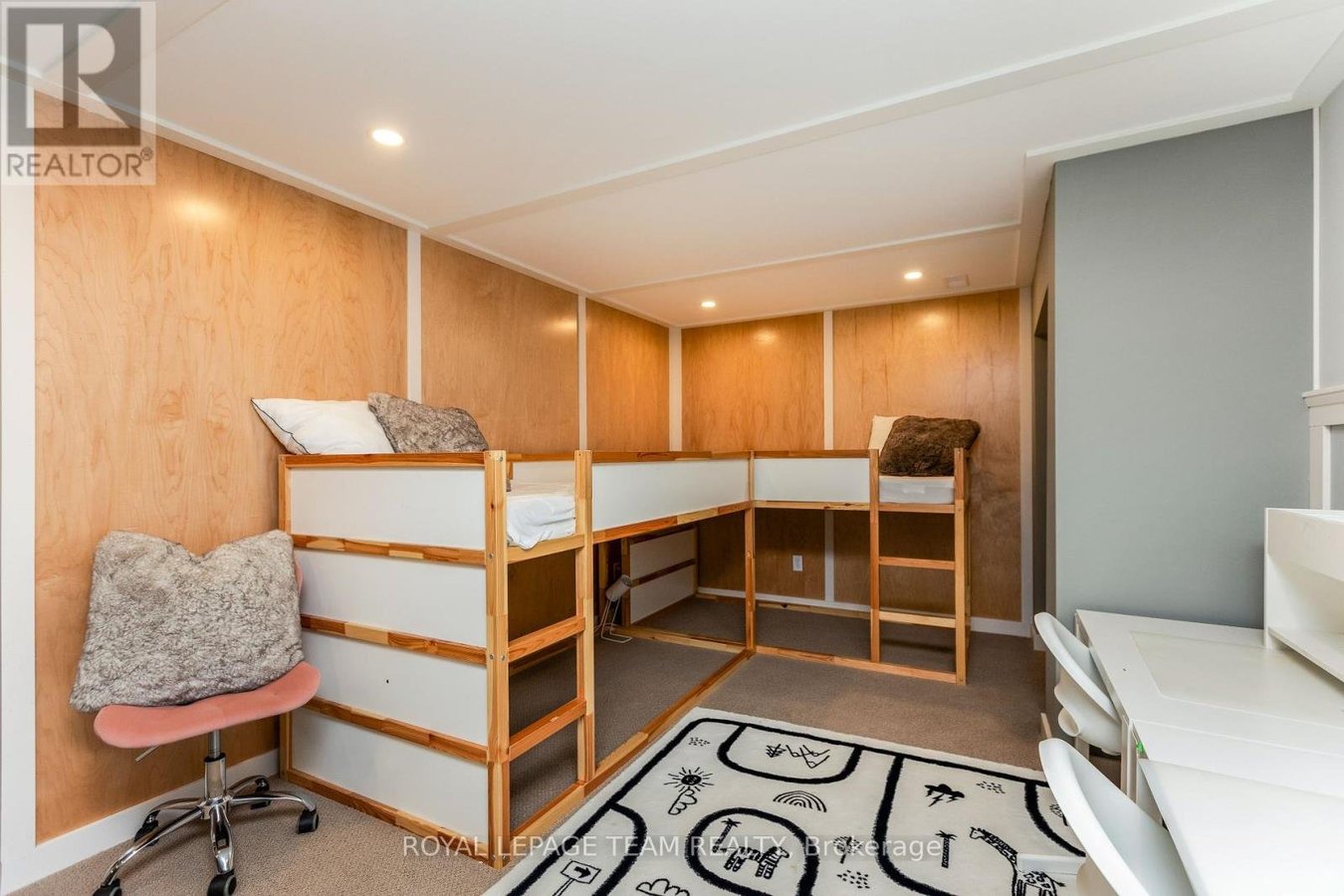 12 PELLAN CRESCENT - Photo 21