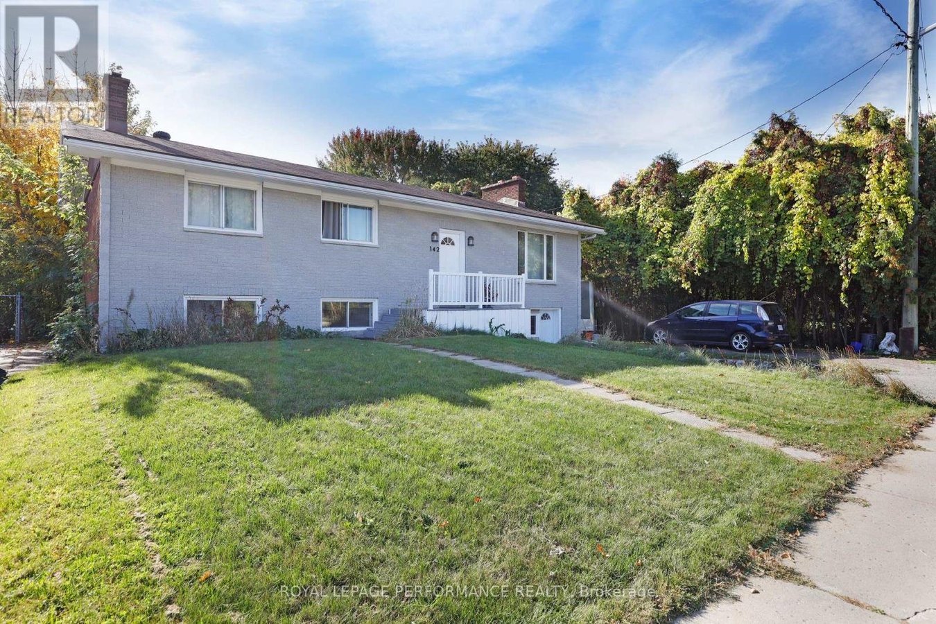142 MEADOWLANDS DRIVE W - Photo 3