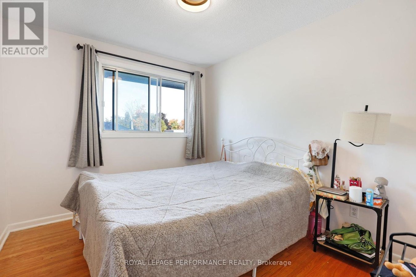 142 MEADOWLANDS DRIVE W - Photo 17