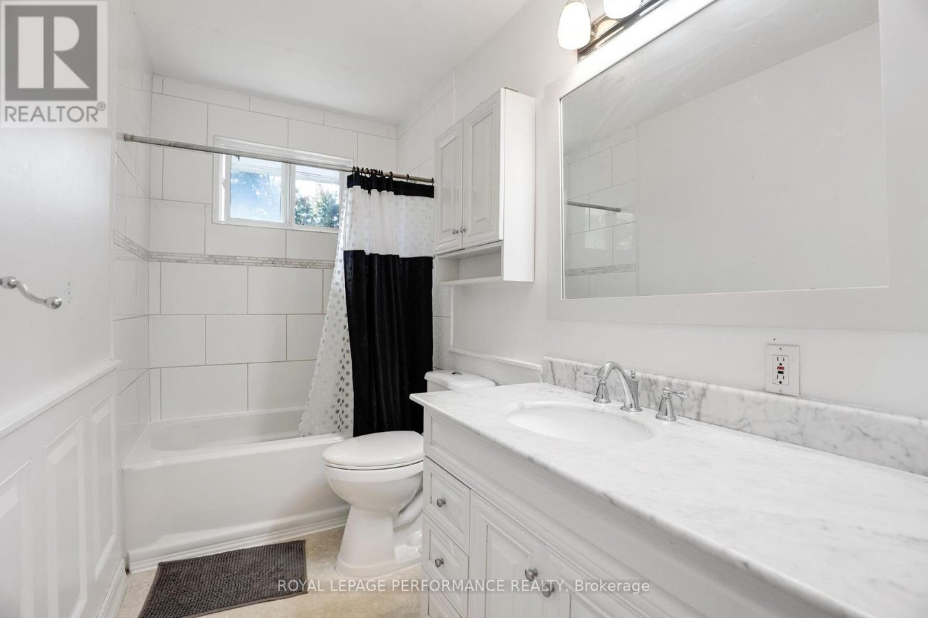 142 MEADOWLANDS DRIVE W - Photo 23