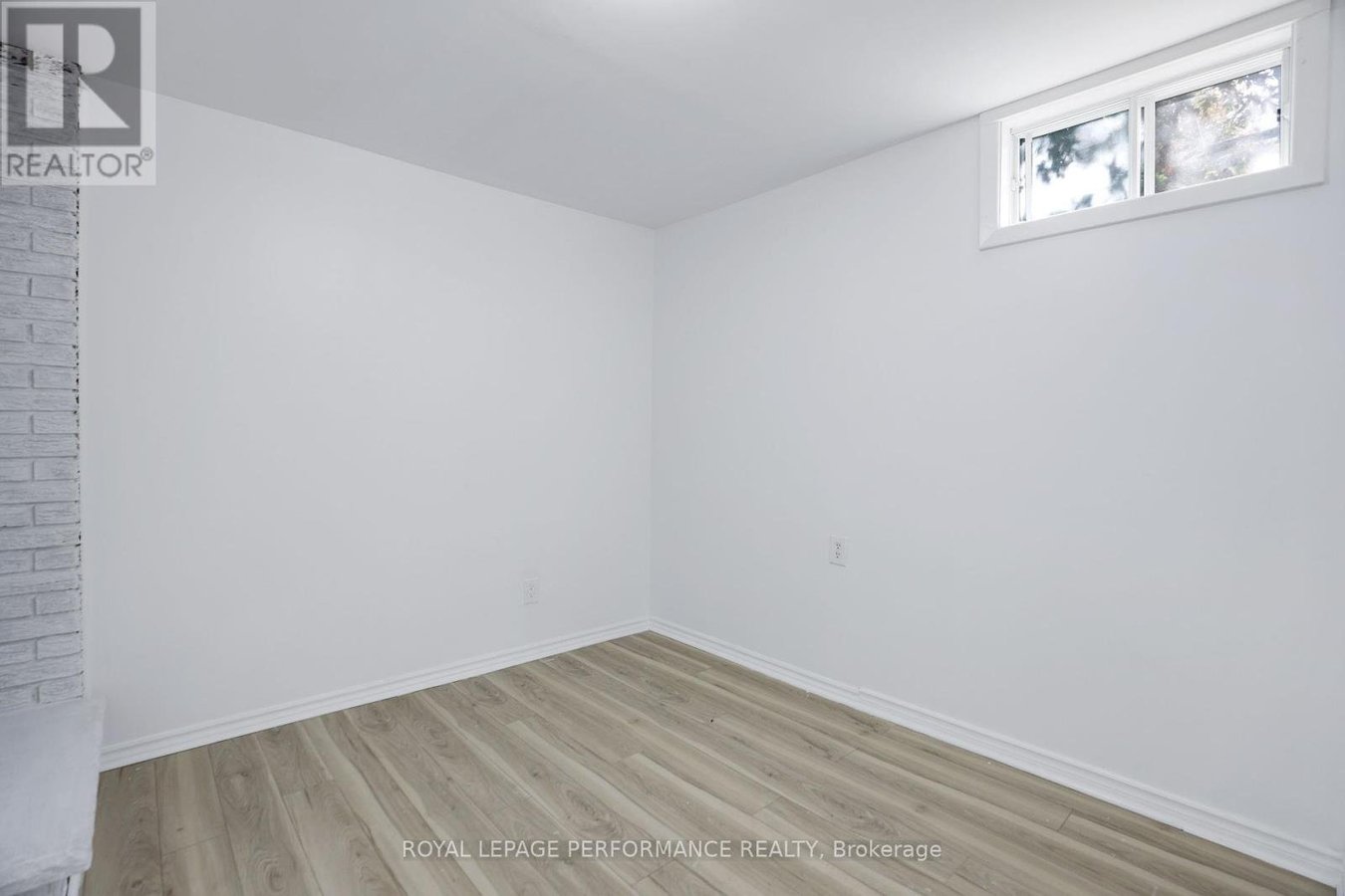 142 MEADOWLANDS DRIVE W - Photo 28