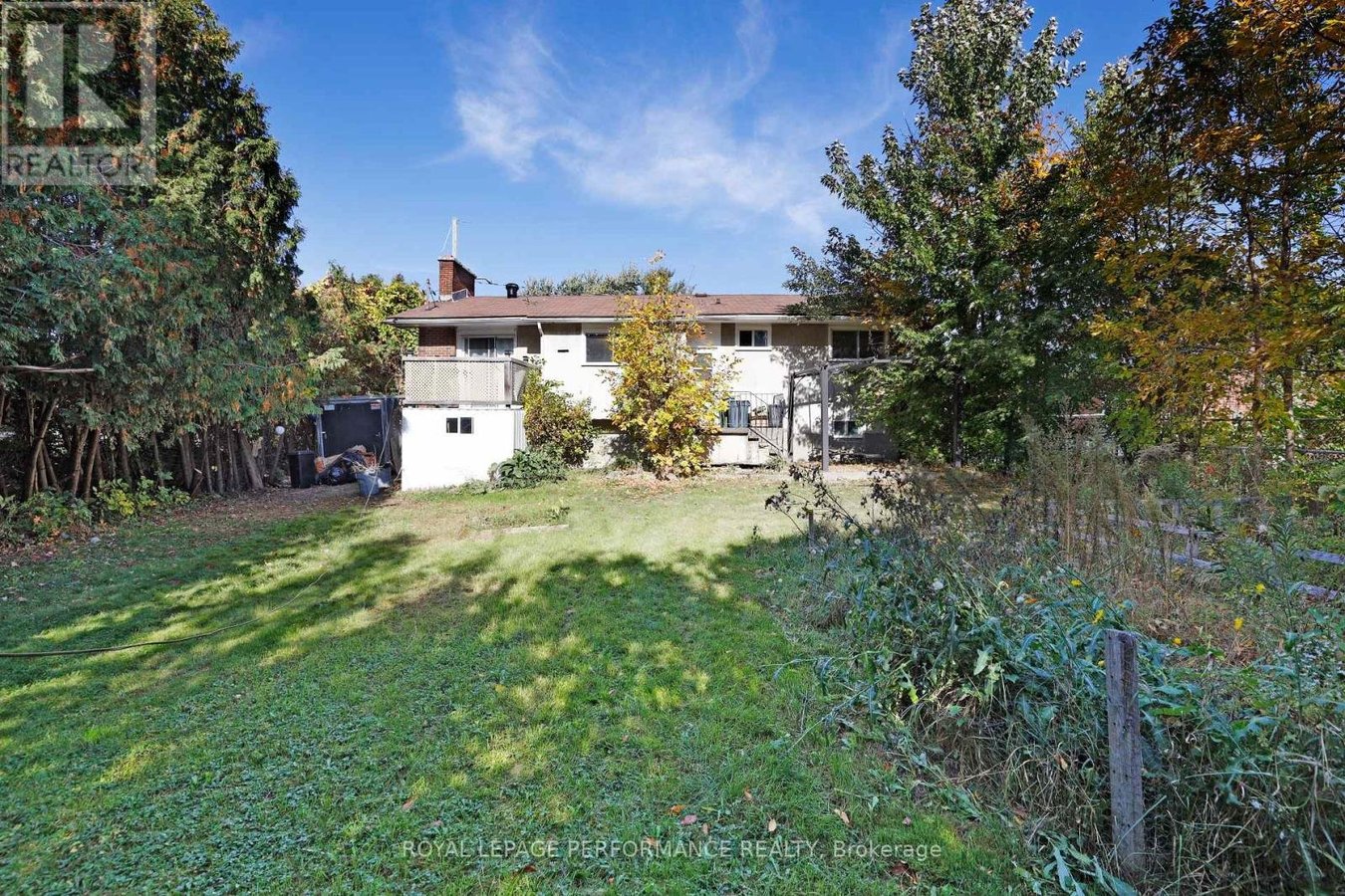 142 MEADOWLANDS DRIVE W - Photo 30