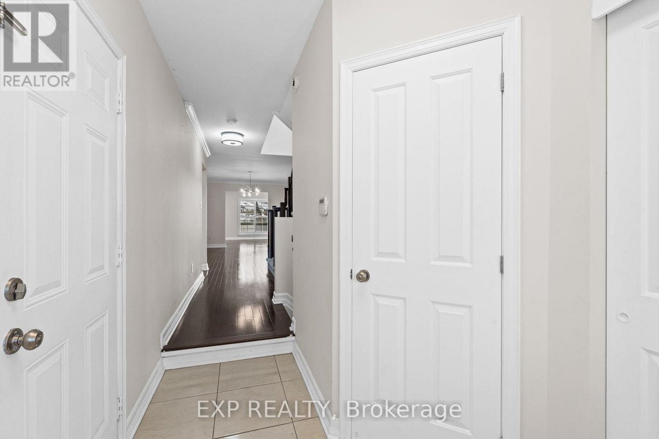 552 ASHBOURNE CRESCENT - Photo 5