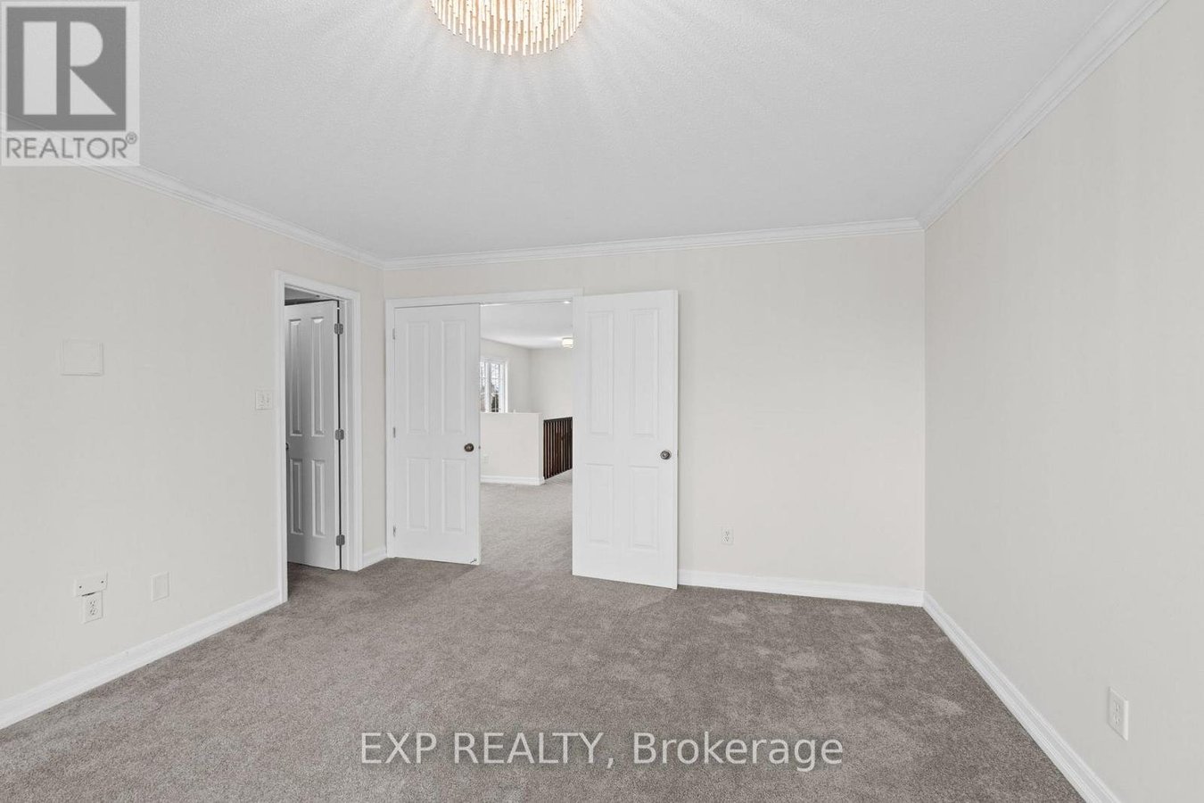 552 ASHBOURNE CRESCENT - Photo 26