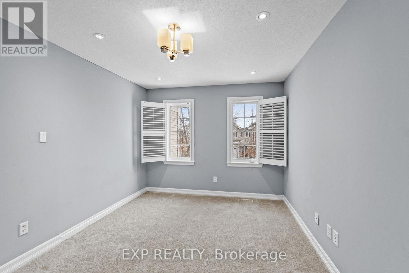 552 ASHBOURNE CRESCENT - Photo 30