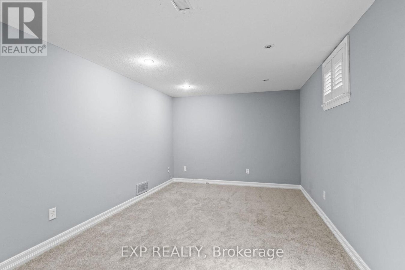 552 ASHBOURNE CRESCENT - Photo 37