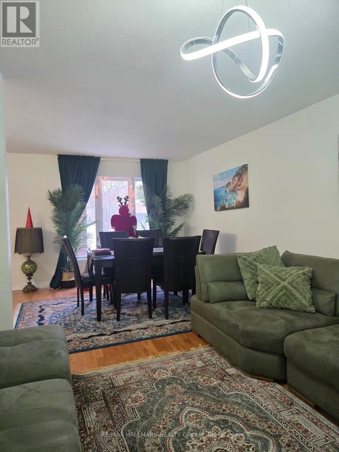 1863 LECLAIR CRESCENT - Photo 4