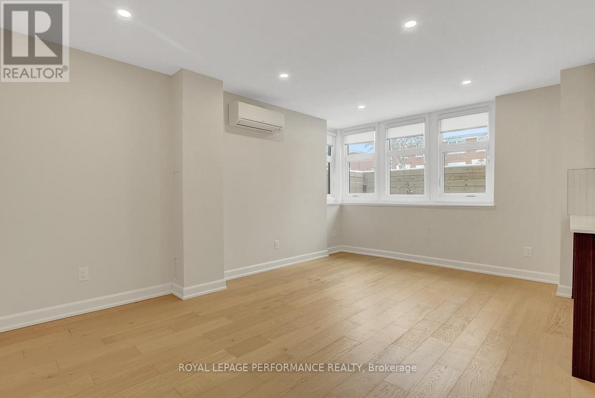 C - 417 TWEEDSMUIR AVENUE - Photo 4