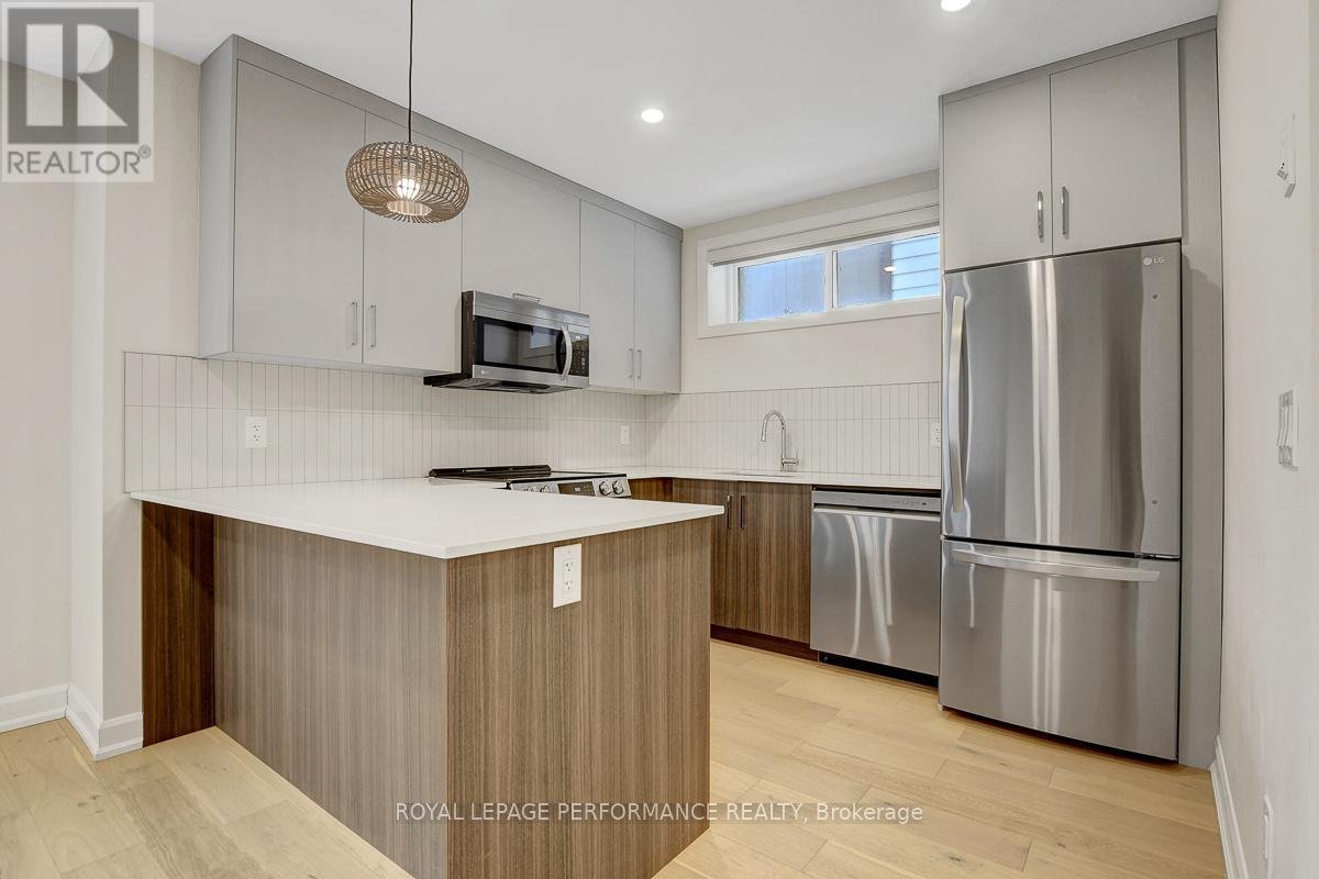 C - 417 TWEEDSMUIR AVENUE - Photo 6