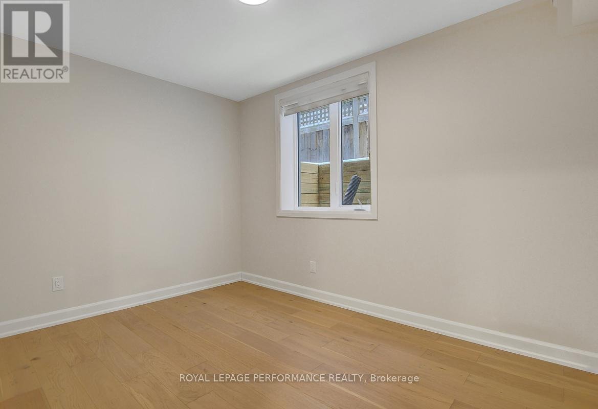 C - 417 TWEEDSMUIR AVENUE - Photo 8