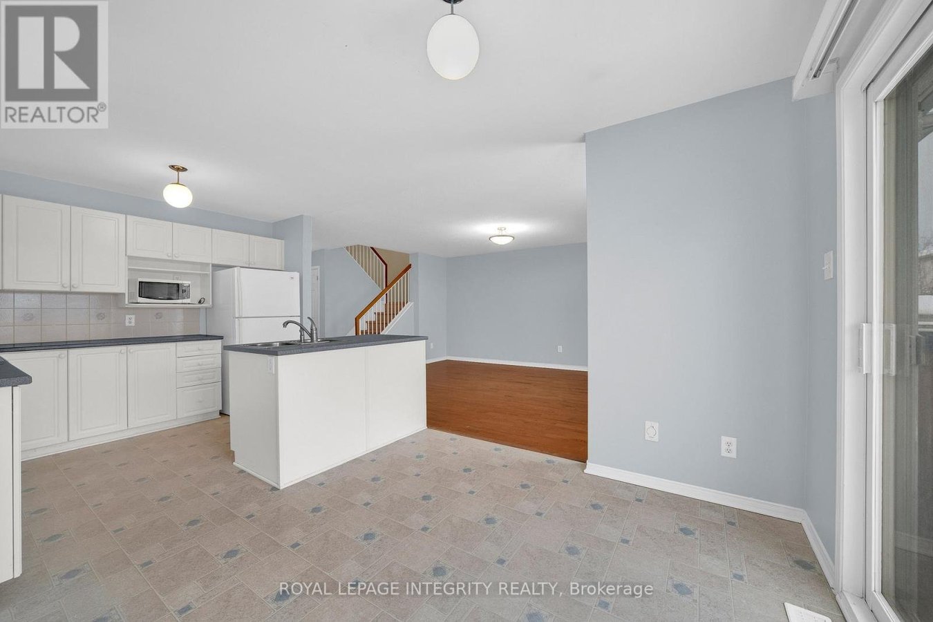 37 BARNSTONE DRIVE - Photo 12