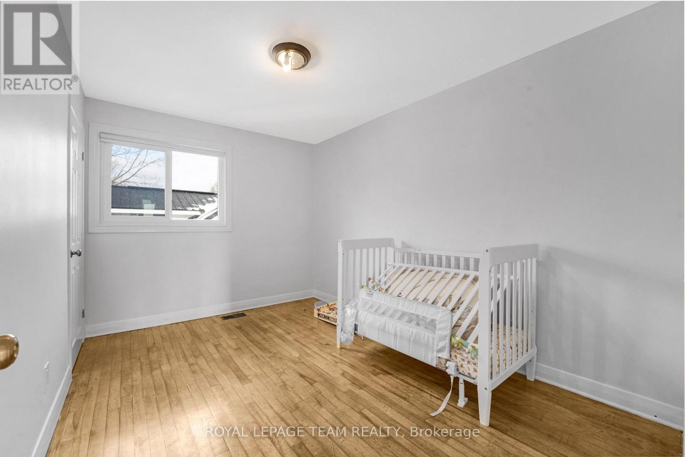 UPPER UNIT - 1666 EDGE HILL PLACE - Photo 15