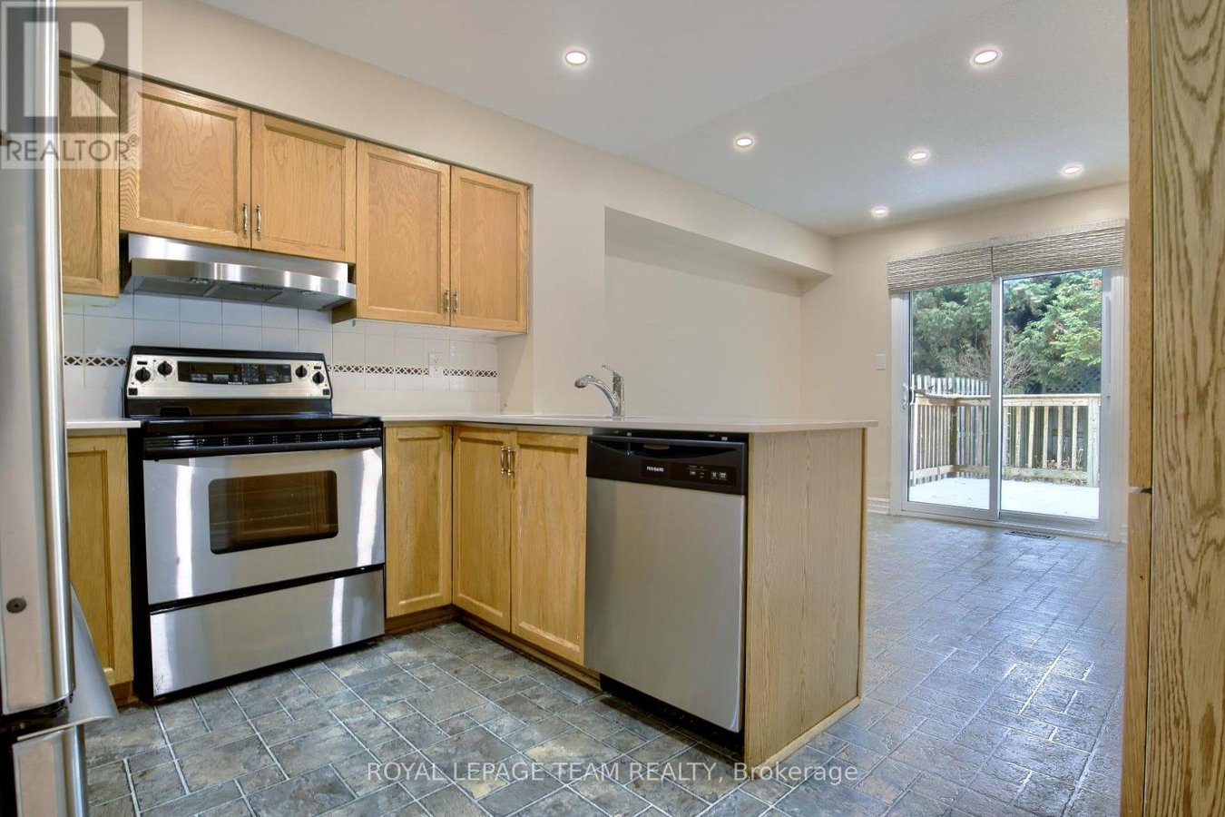 55 MCGIBBON DRIVE - Photo 9