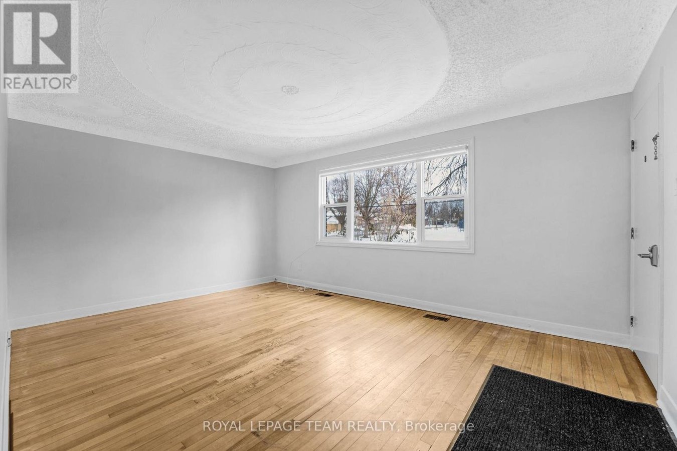 LOWER UNIT - 1666 EDGE HILL PLACE - Photo 4