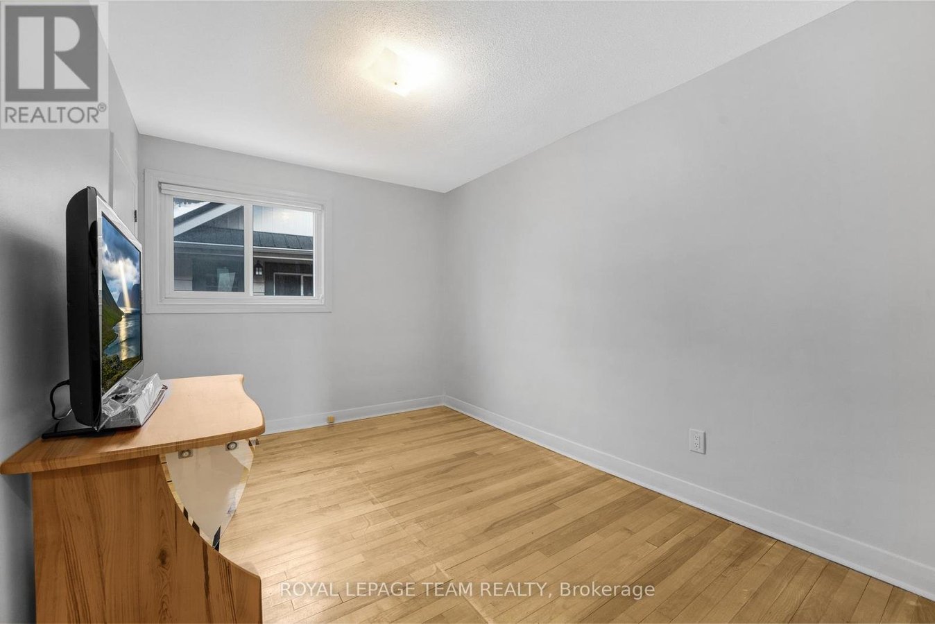 LOWER UNIT - 1666 EDGE HILL PLACE - Photo 11