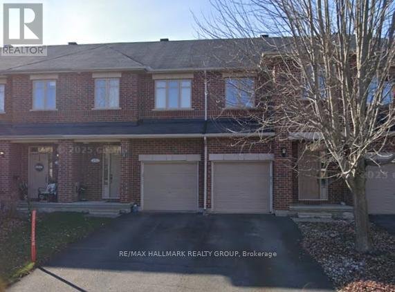 252 BADGELEY AVENUE - Photo 1