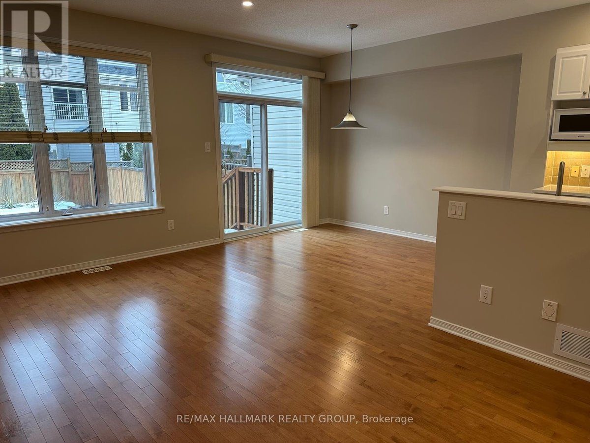 252 BADGELEY AVENUE - Photo 4