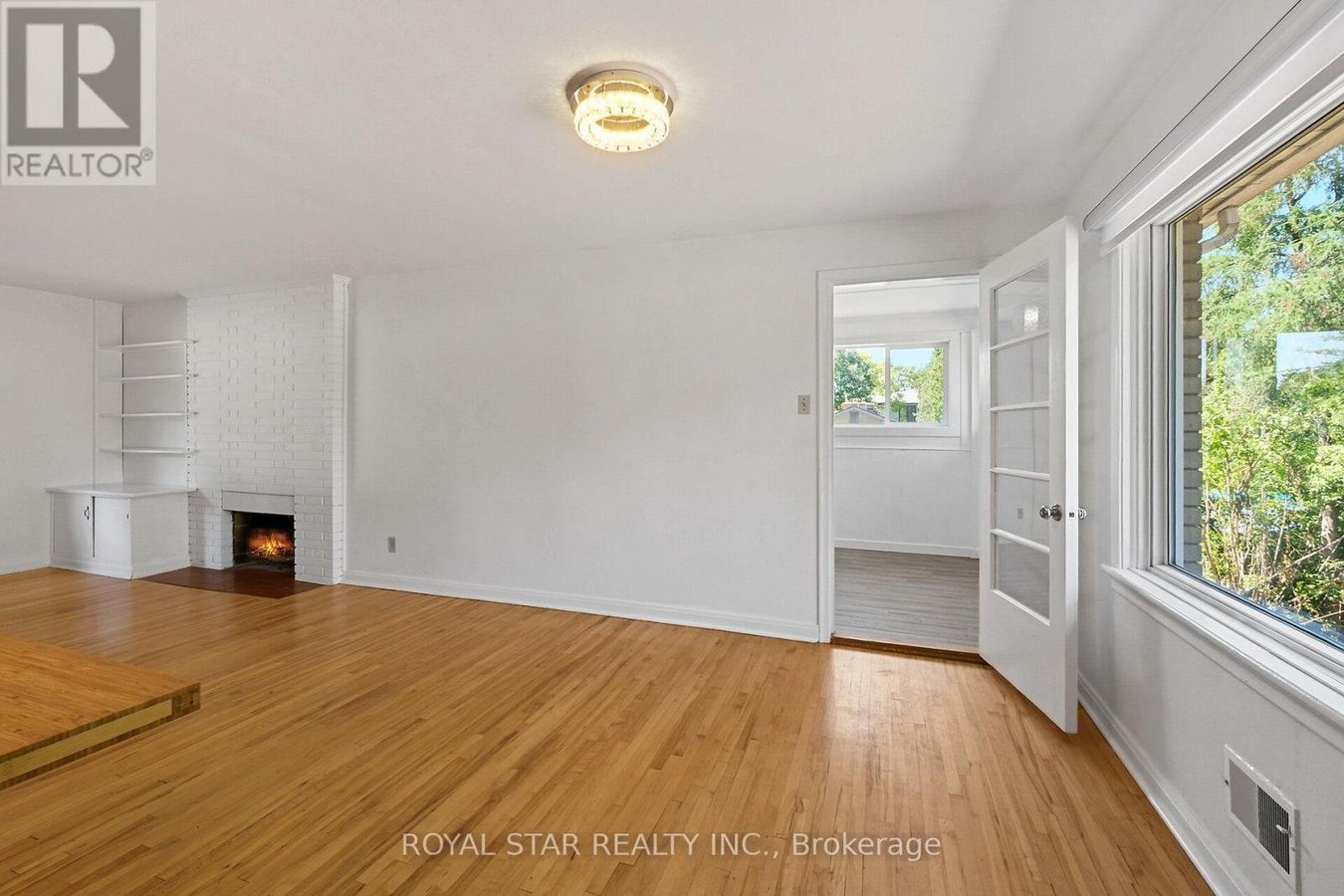 10 DELONG DRIVE - Photo 14