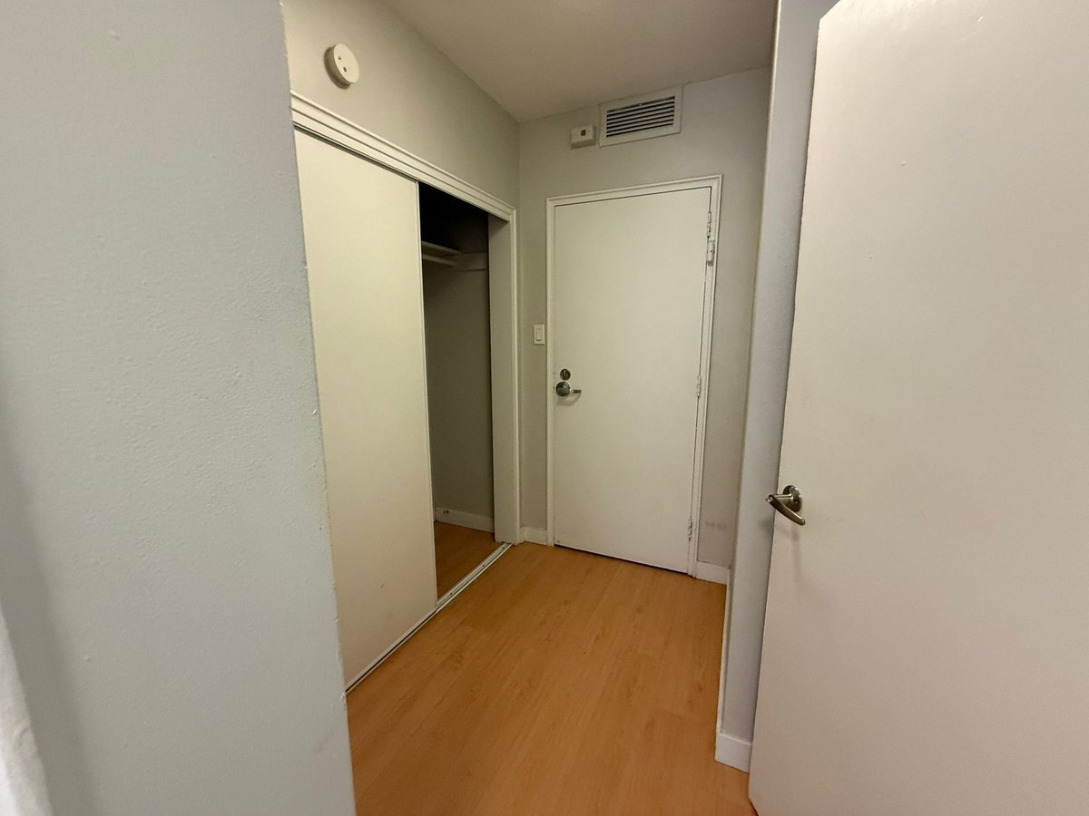 222 MacLaren Street - Photo 4