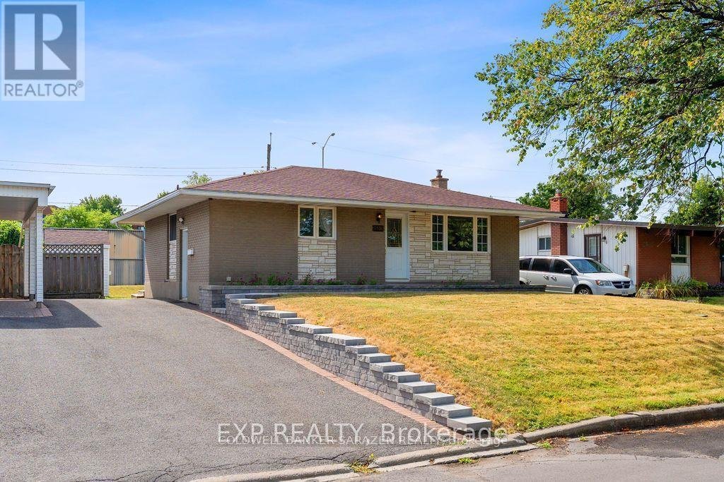 2536 ROMAN AVENUE - Photo 1