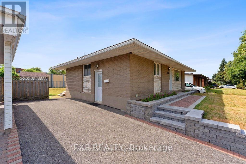 2536 ROMAN AVENUE - Photo 3