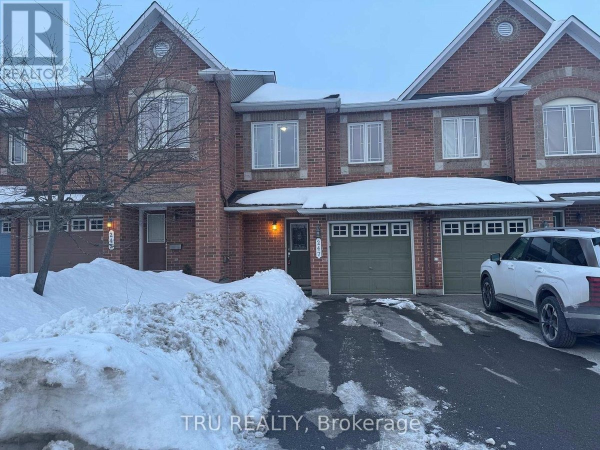 247 HUNTERBROOK STREET - Photo 1