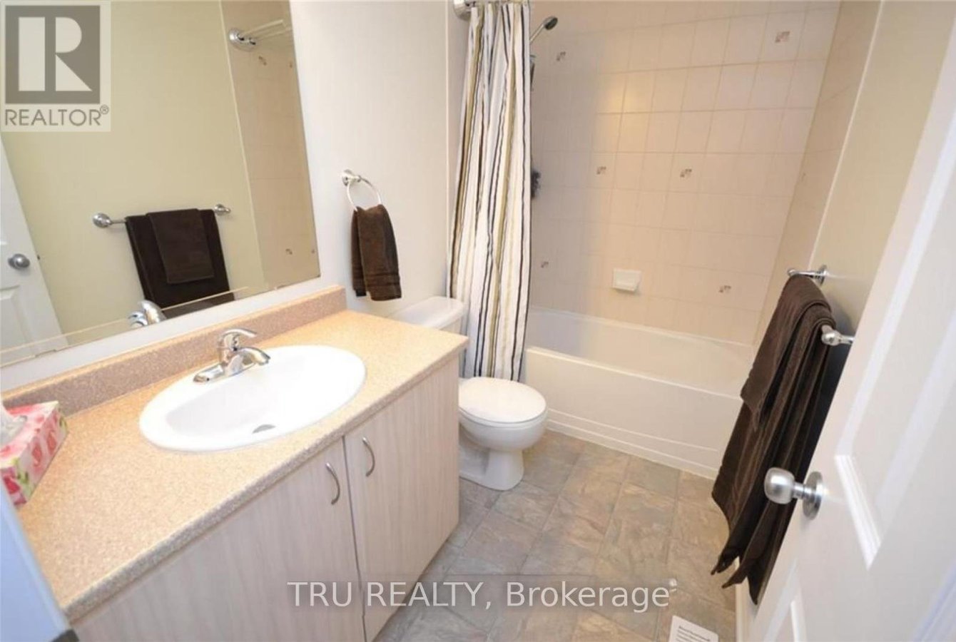 247 HUNTERBROOK STREET - Photo 12