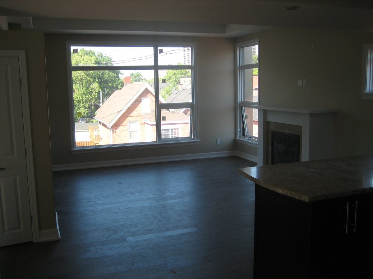 293 Lyon Street North - Photo 13