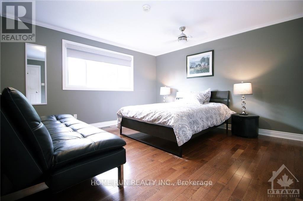 74 SEABROOKE DRIVE - Photo 11