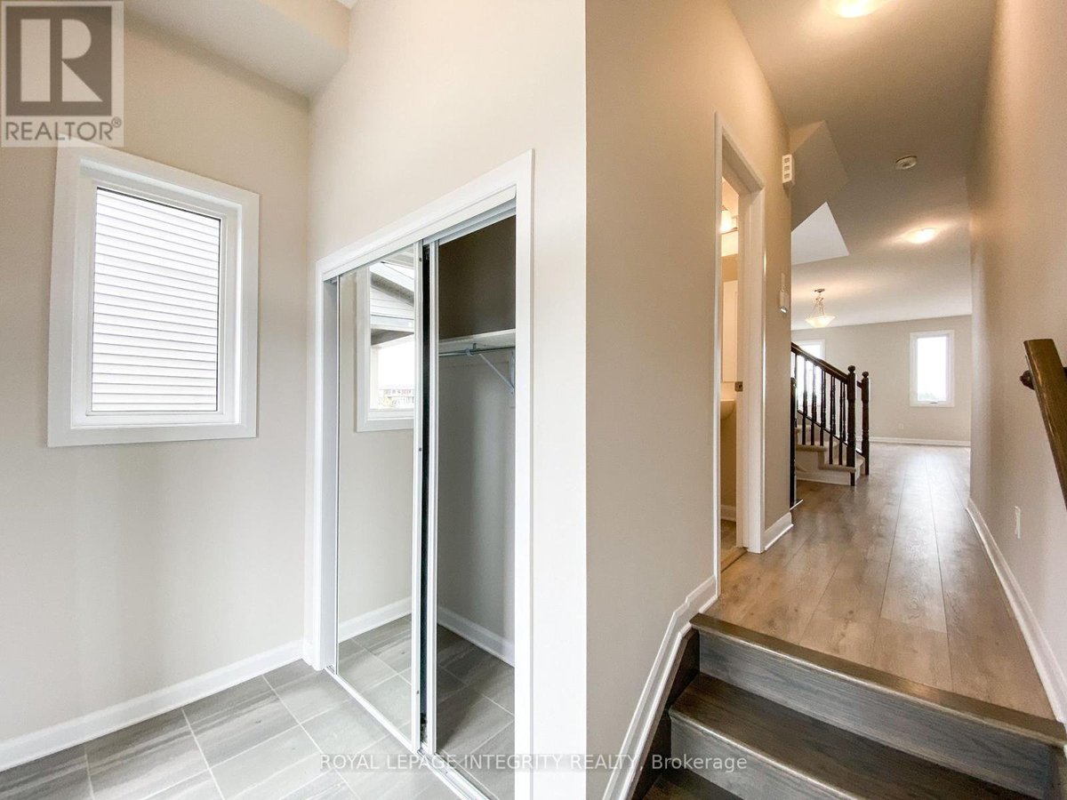 1043 SPEEDVALE COURT - Photo 3