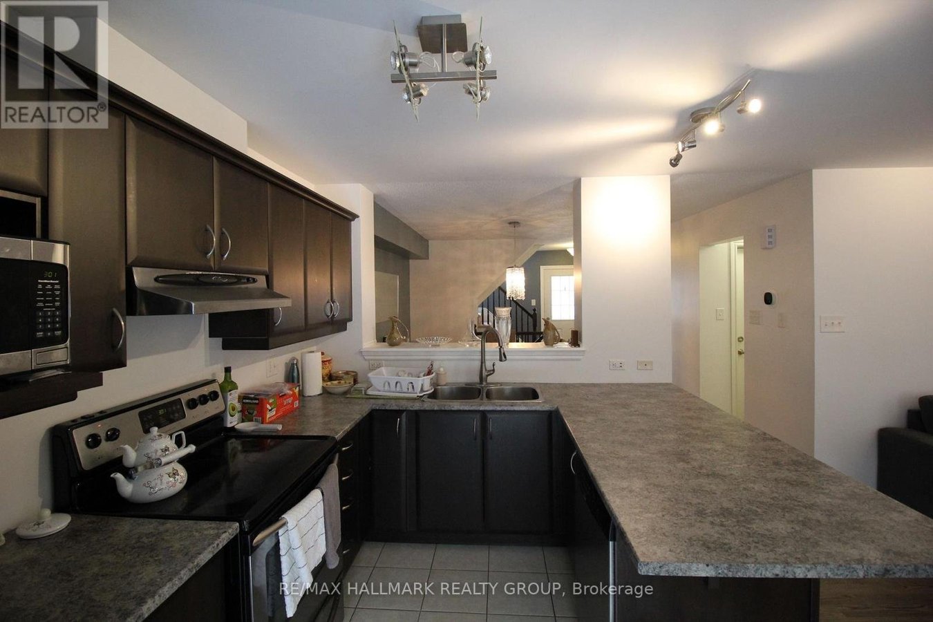 3617 CAMBRIAN ROAD - Photo 7