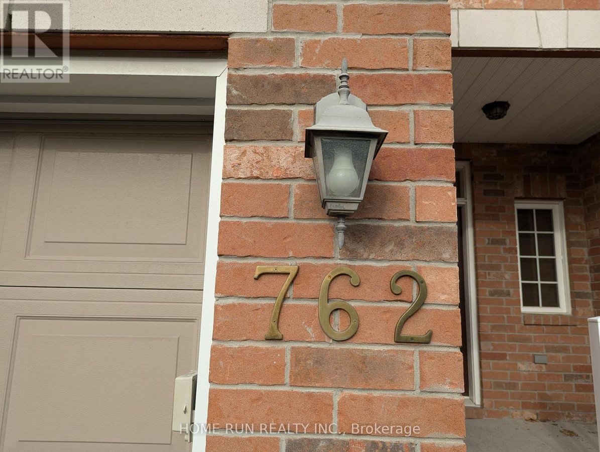 762 BOWERCREST CRESCENT - Photo 2