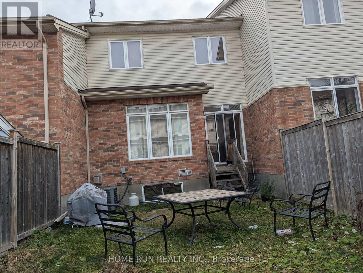 762 BOWERCREST CRESCENT - Photo 12