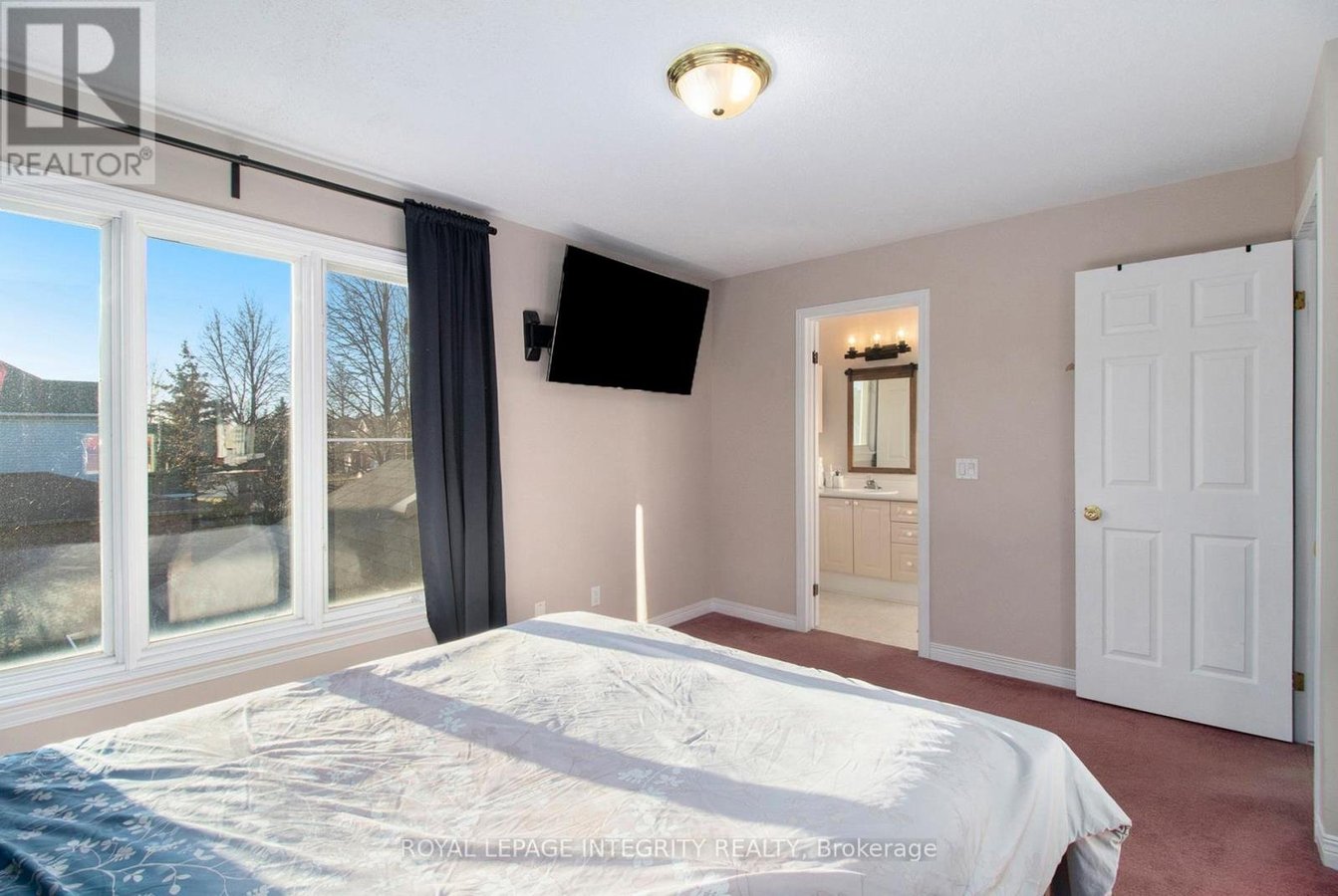 12 COTTINGHAM STREET - Photo 15