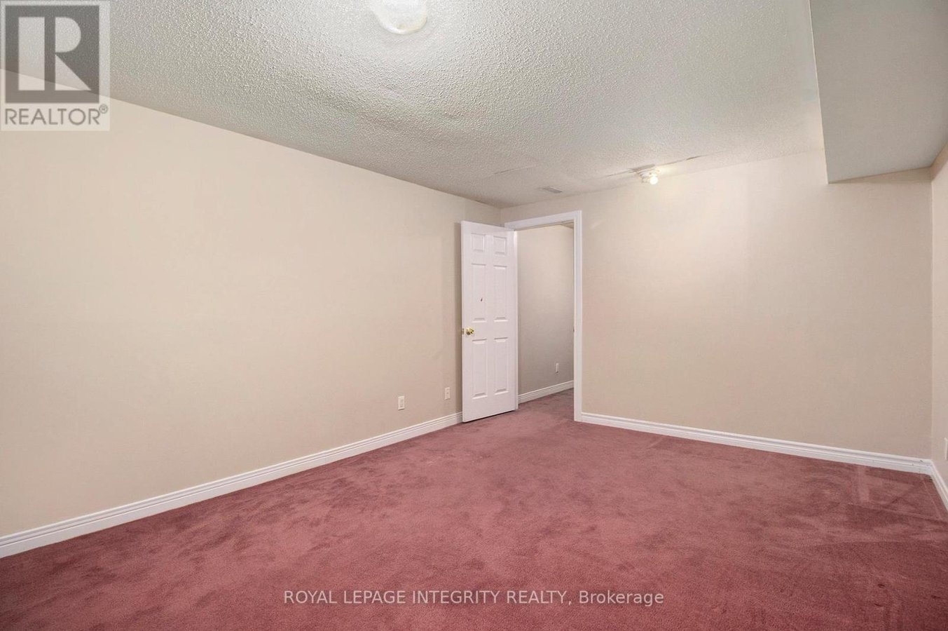 12 COTTINGHAM STREET - Photo 23