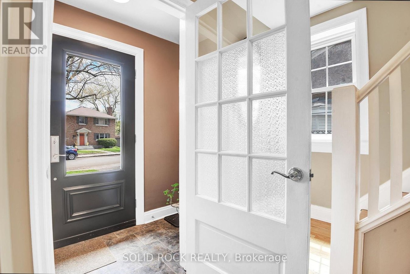 137 SOUTHERN DRIVE - Photo 3