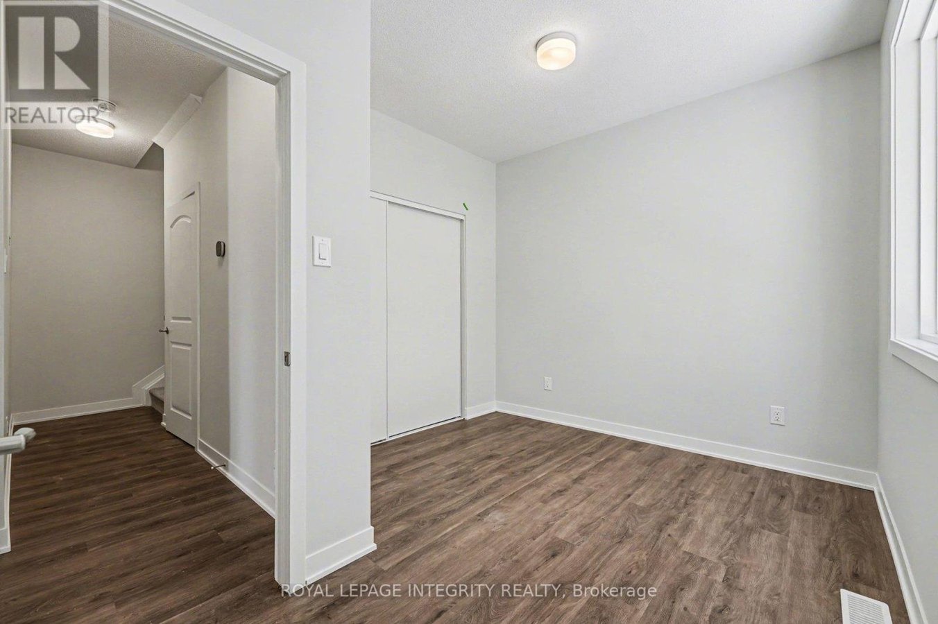 808 DEMULCENT LANE - Photo 15