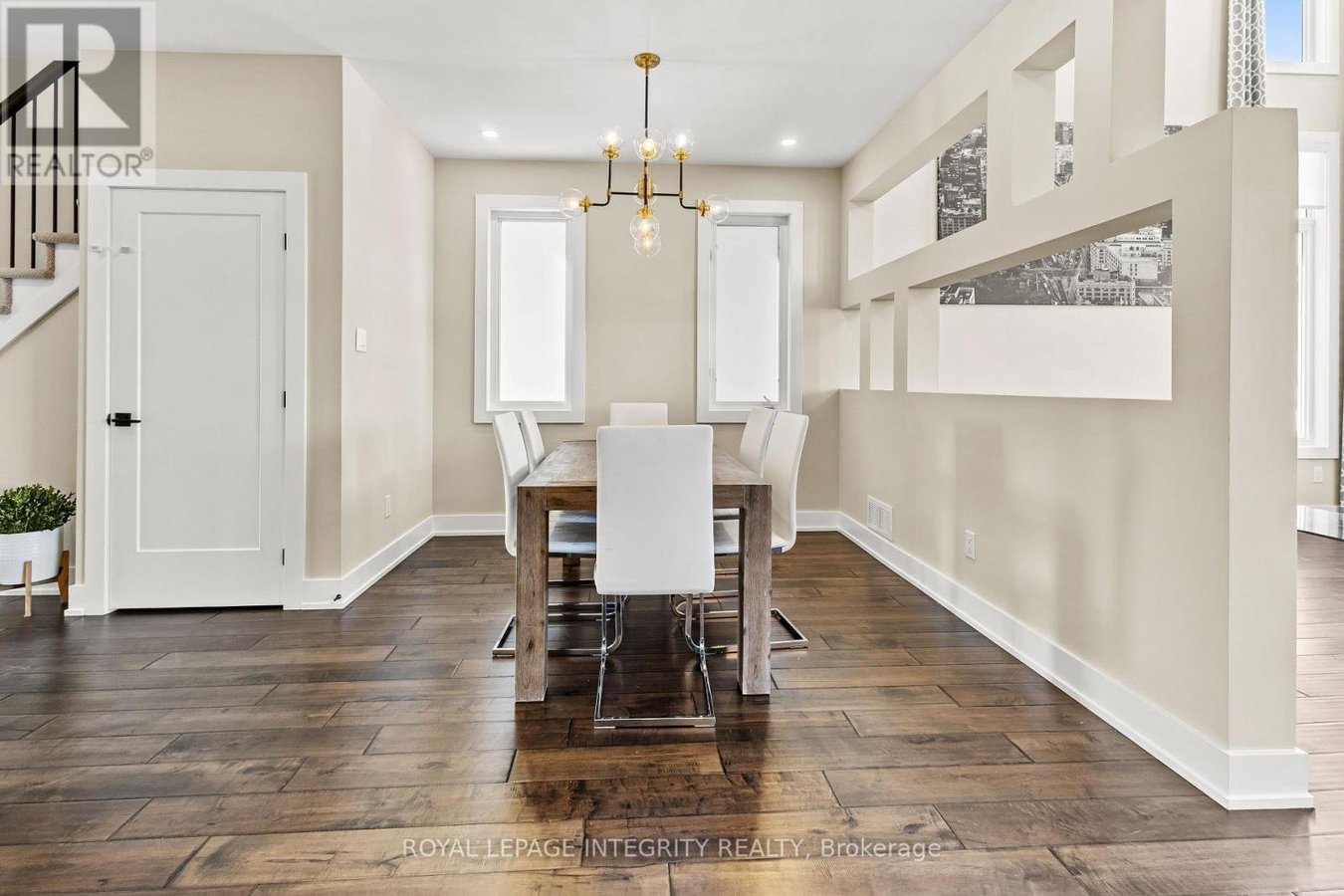 332 HALIBURTON HEIGHTS - Photo 7