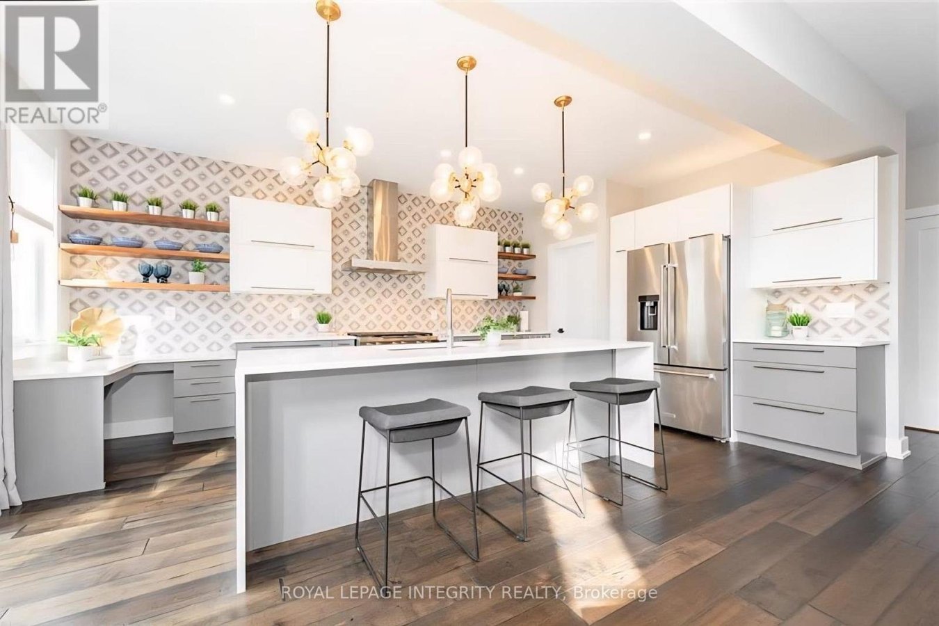 332 HALIBURTON HEIGHTS - Photo 11
