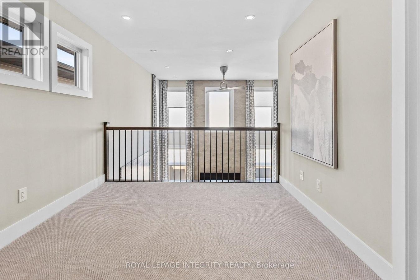 332 HALIBURTON HEIGHTS - Photo 18