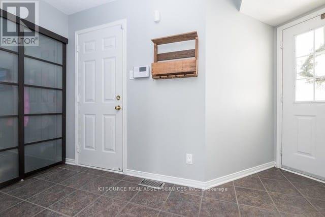 37 STEEL STREET - Photo 3