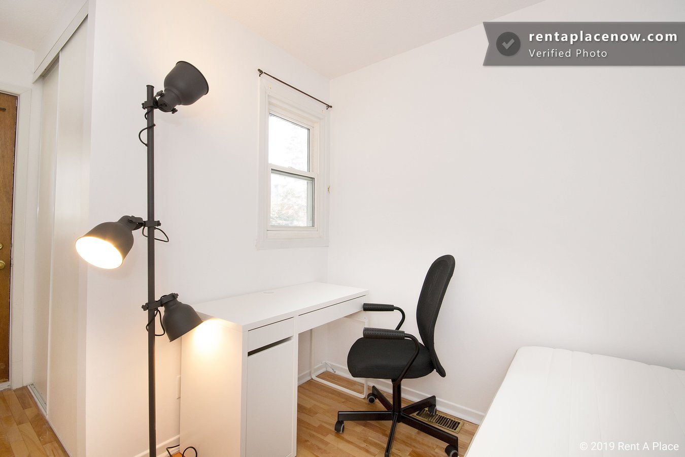 51 Fifth Avenue - Photo 2