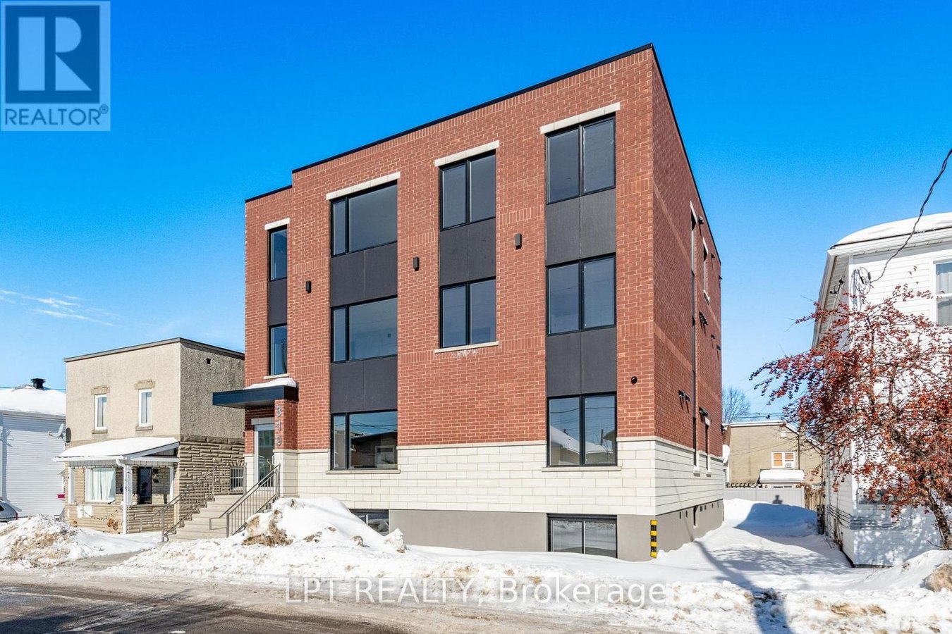 5 - 319 SHAKESPEARE STREET - Photo 2