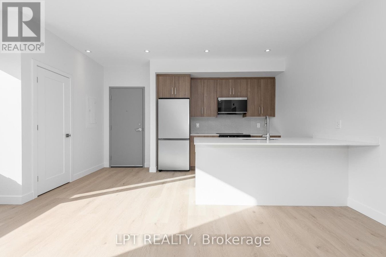 5 - 319 SHAKESPEARE STREET - Photo 3