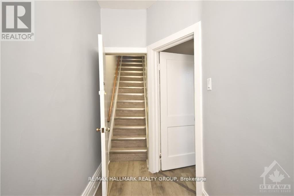 2 - 15 MARIER AVENUE - Photo 5