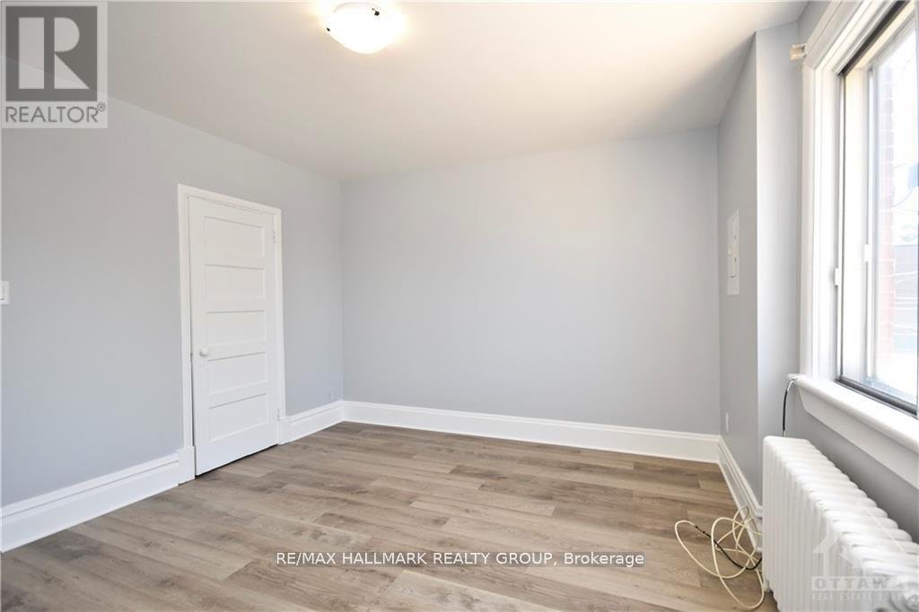 2 - 15 MARIER AVENUE - Photo 11
