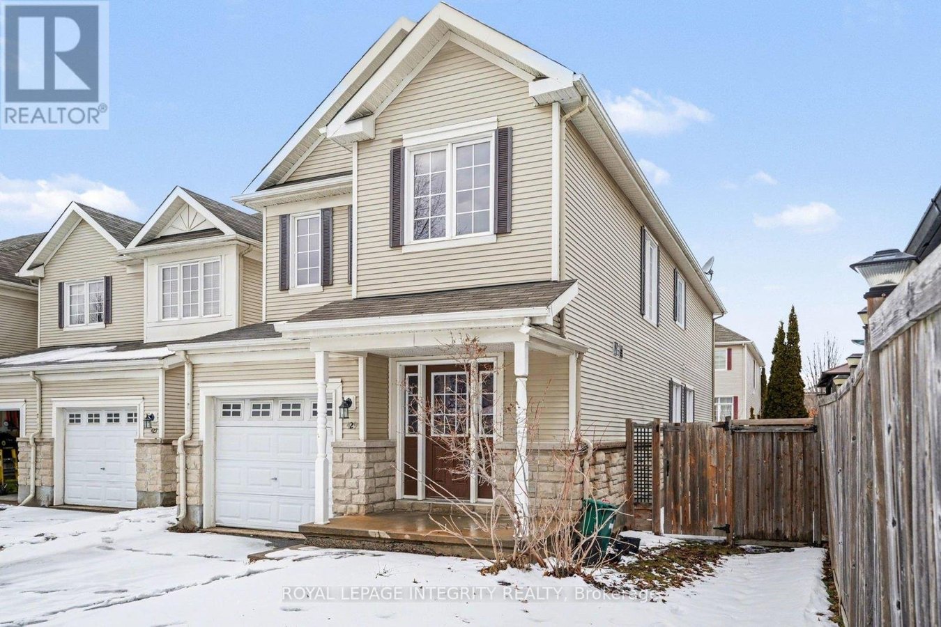 429 ASHBOURNE CRESCENT - Photo 2