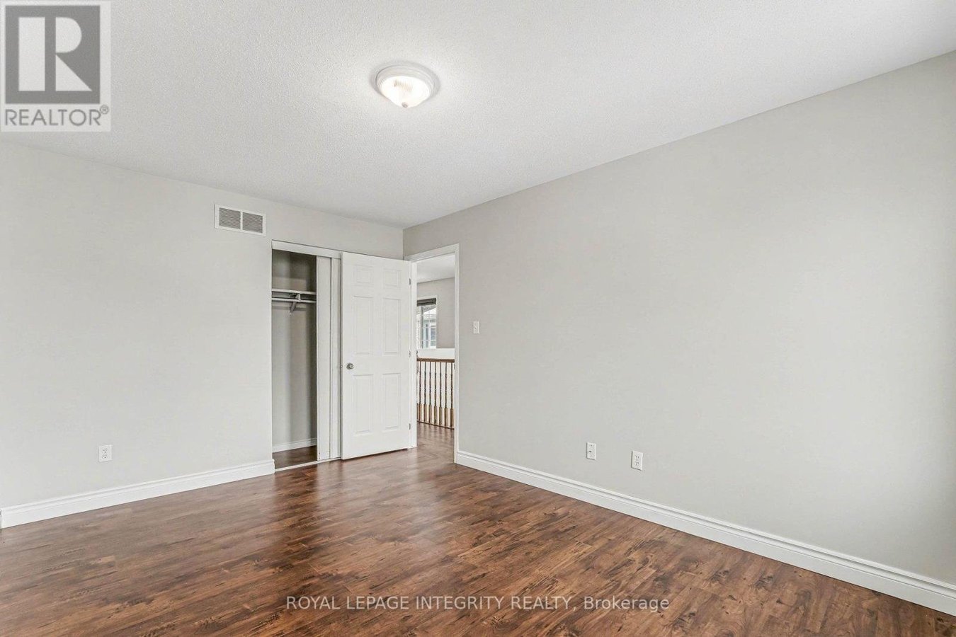429 ASHBOURNE CRESCENT - Photo 25