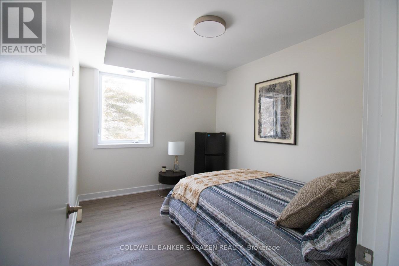 304 - 994 BRONSON AVENUE - Photo 9