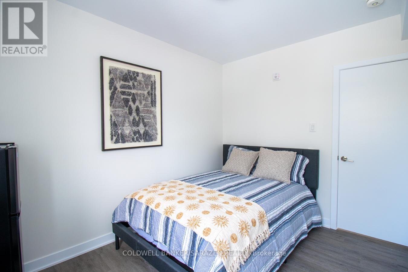 203 - 994 BRONSON AVENUE - Photo 5